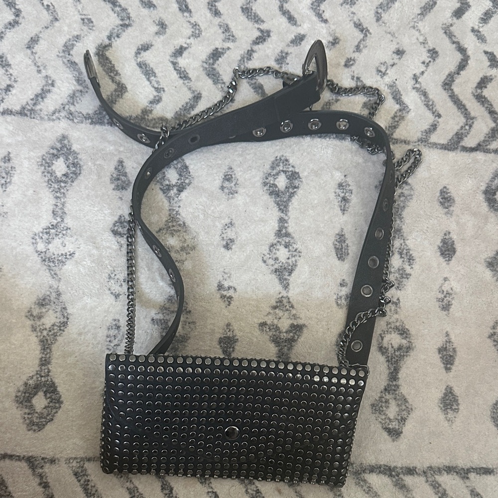 Small belt clutch wallet or phone holder